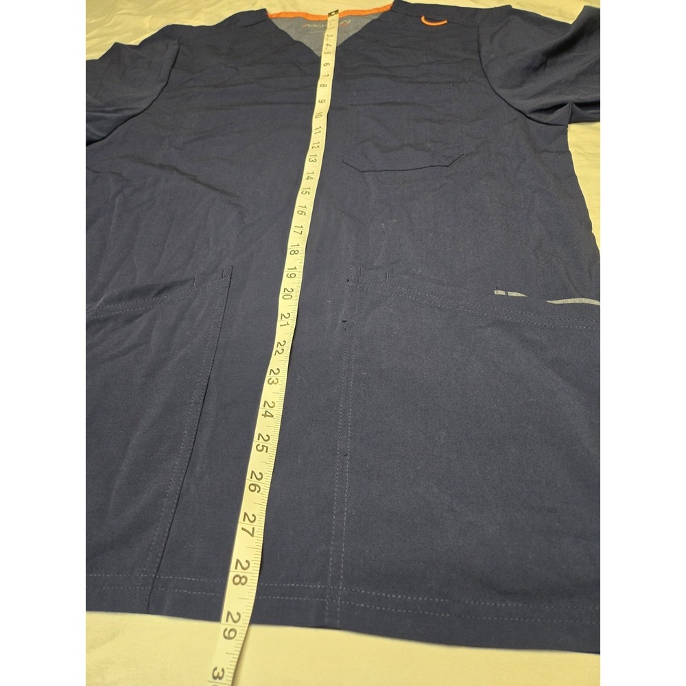 Motion by Barco Navy Scrub Top Womens Small Stretch Pockets V Neck NWT - Picture 6 of 8